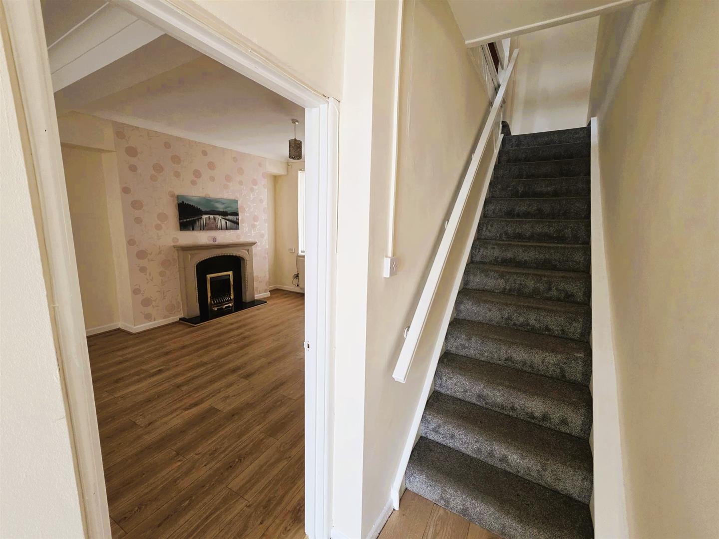 Llandafen Road, Llanelli, SA14 9BD